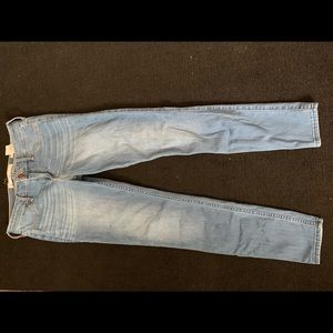 Hollister size 3R low rise jean legging
